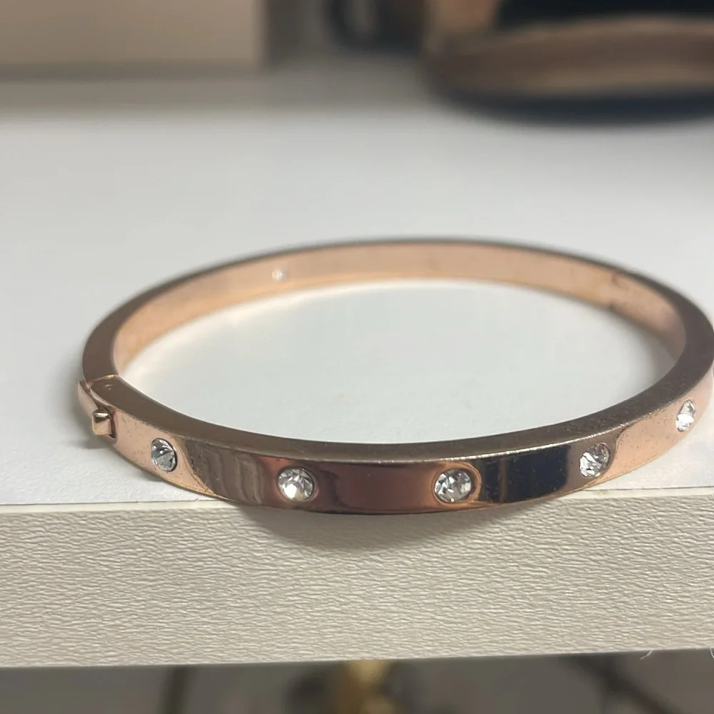 kate spade this stunning